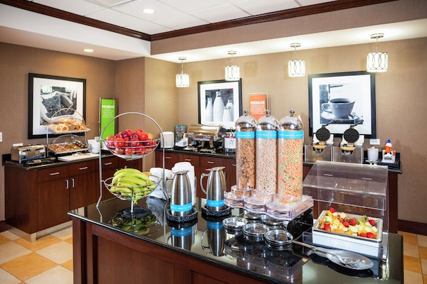 Frokost på farten er inkludert hver dag