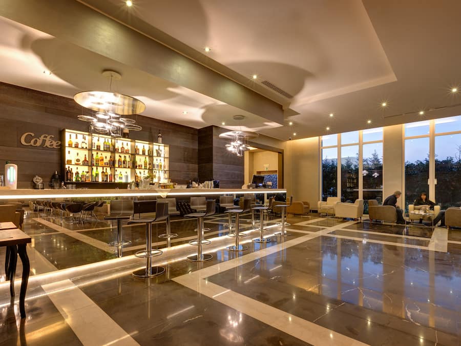 Bar (en el alojamiento)