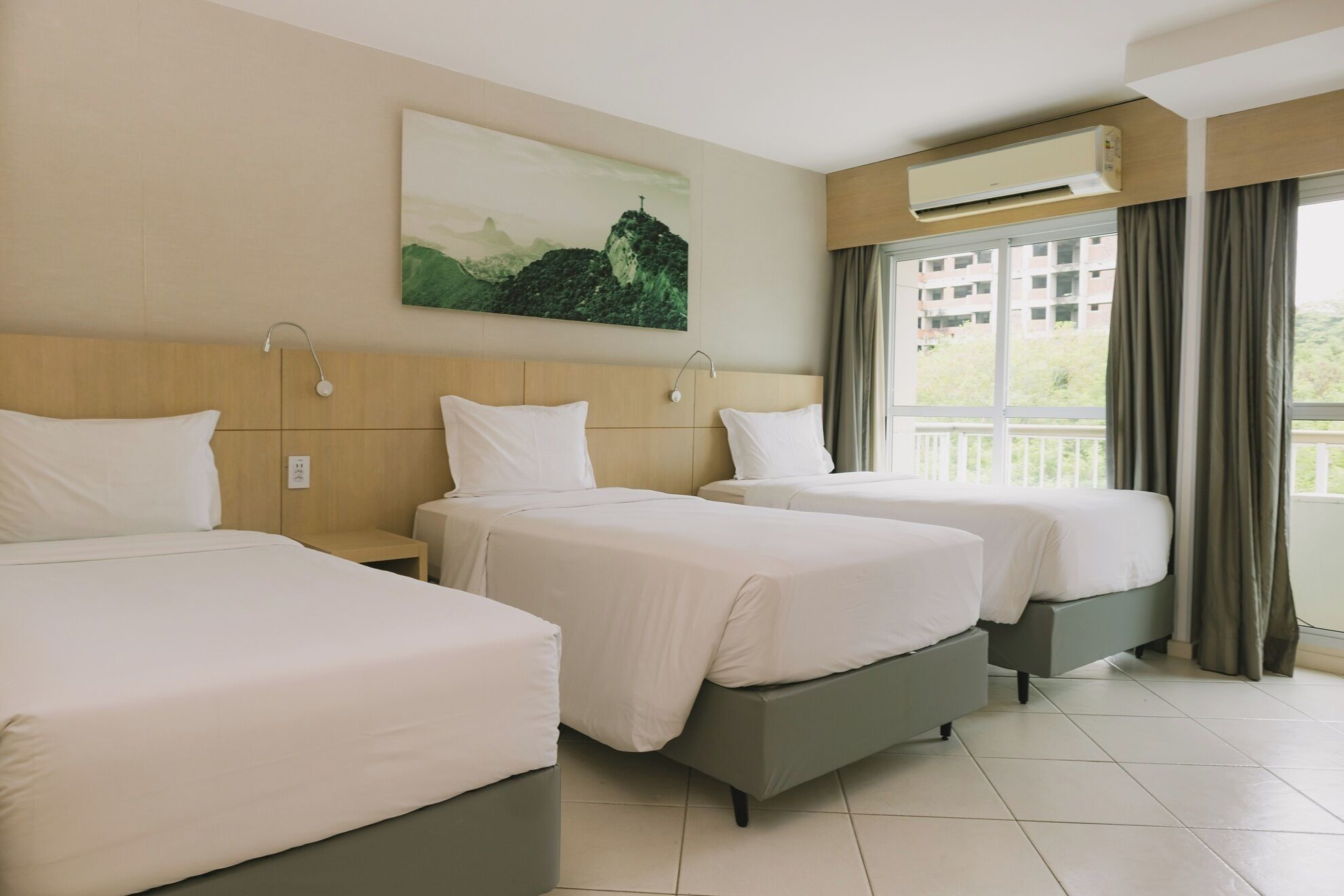 Chambre Triple Supérieure, 3 lits une place, non-fumeur