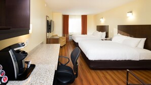 Suite, 2 Queen Beds, Non Smoking - Quality Inn & Suites (Winkler)