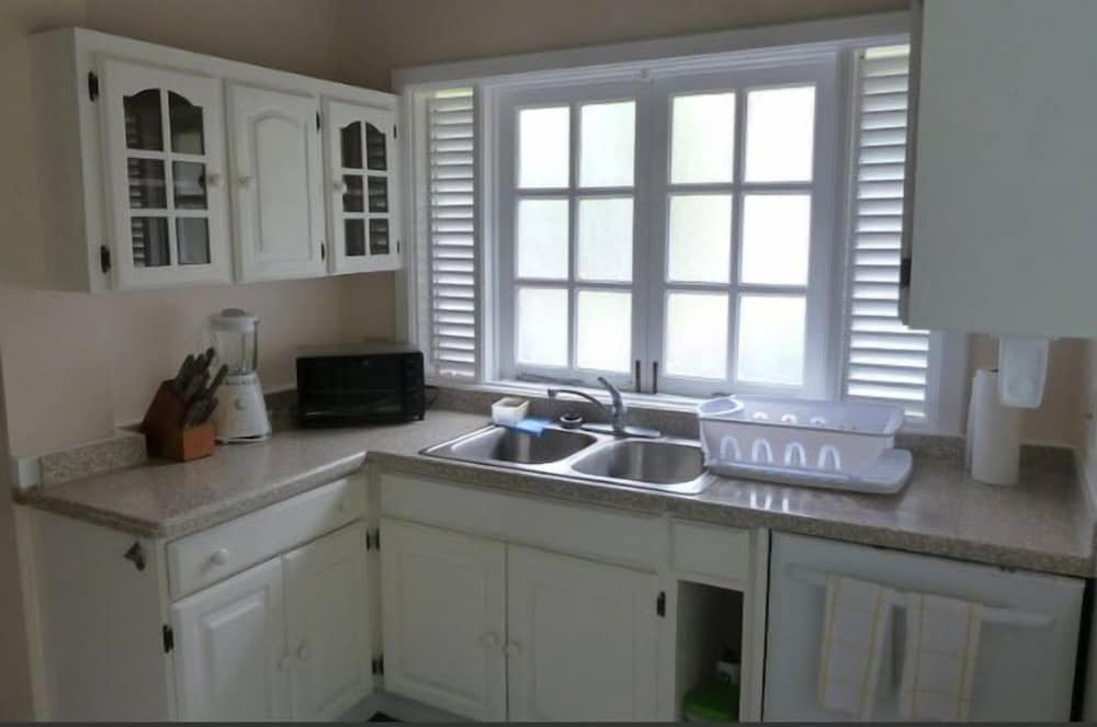 Plantation Beach Villas by null