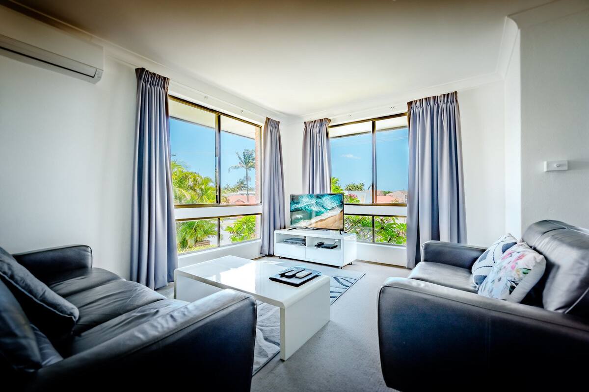 Standard Apartment, 1 Bedroom | Living area