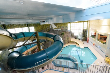 Canad Inns Destination Centre Windsor Park - Image 12