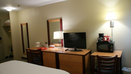 Canad Inns Destination Centre Windsor Park - Image 68