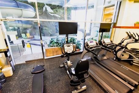 Canad Inns Destination Centre Windsor Park - Image 18