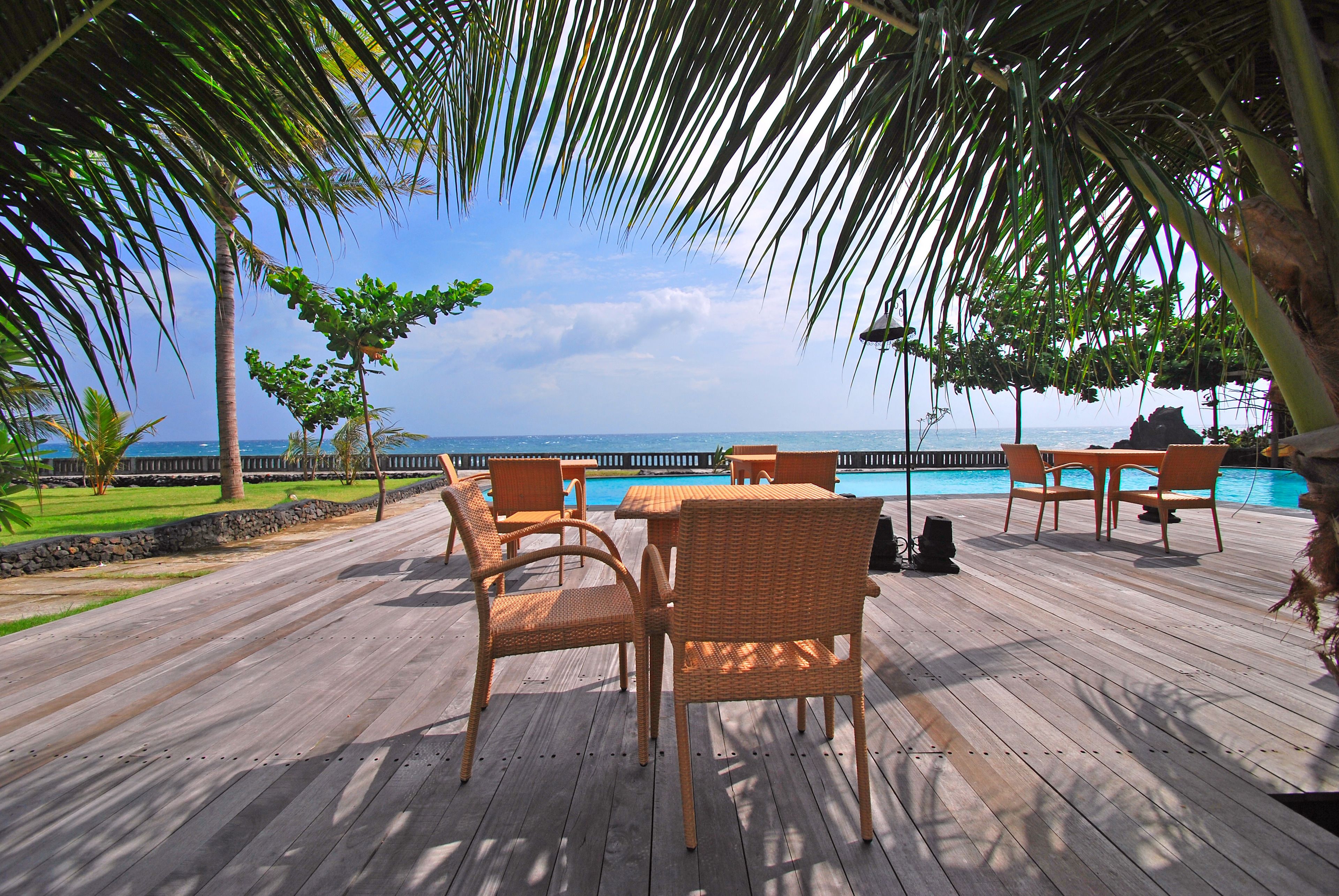 outdoor pool, pool umbrellas, pool loungers