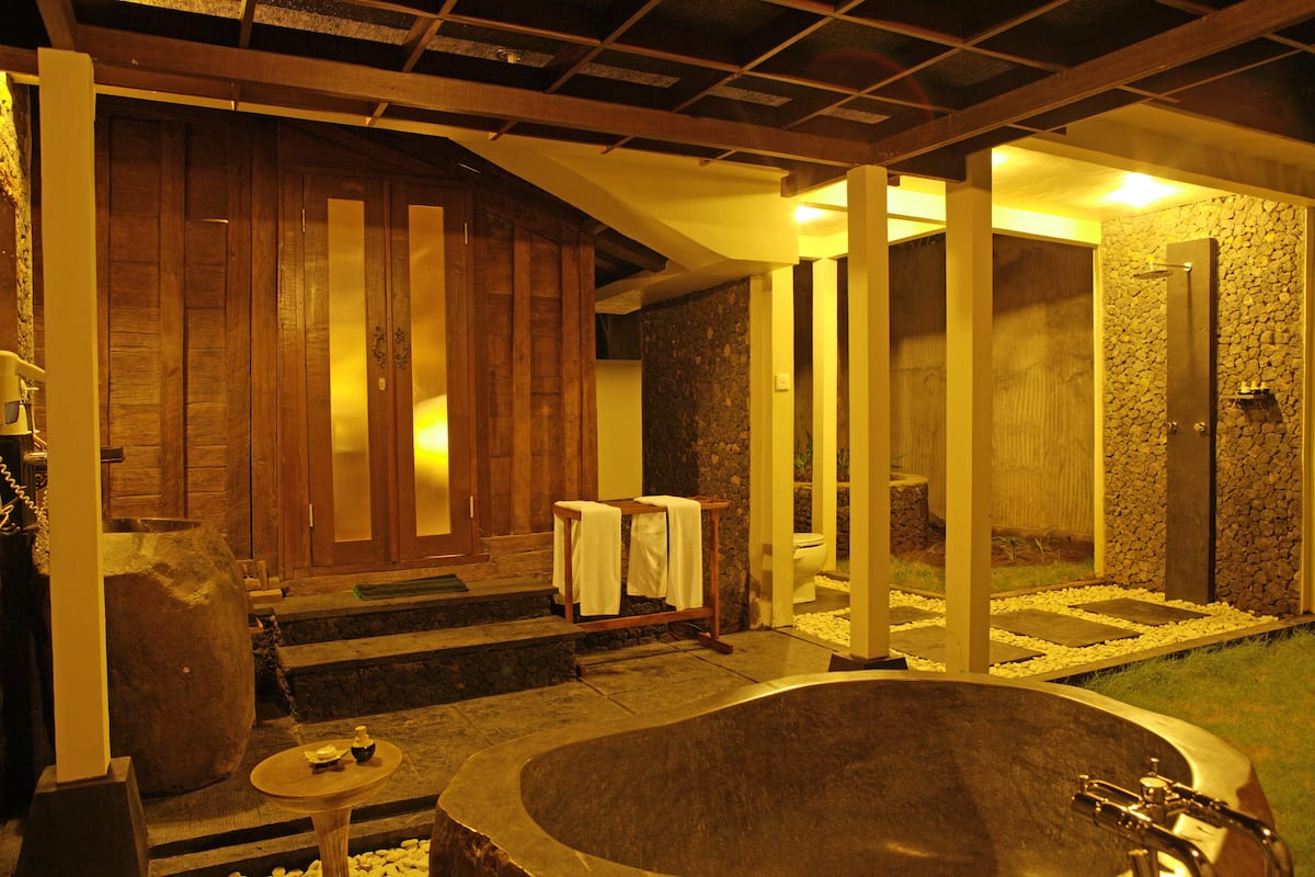 villa, 1 bedroom, private pool, garden view | bathroom | shower, free toiletries, hair dryer, bathrobes