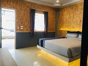 Cofres nos quartos, escrivaninha, Wi-Fi de cortesia