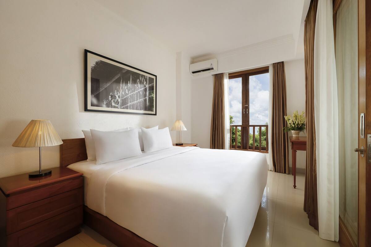 2 kamar tidur, seprai premium, tempat tidur Select Comfort, dan minibar