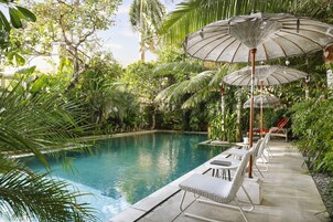 2 Bedroom Apartment with Pool Access | View from room