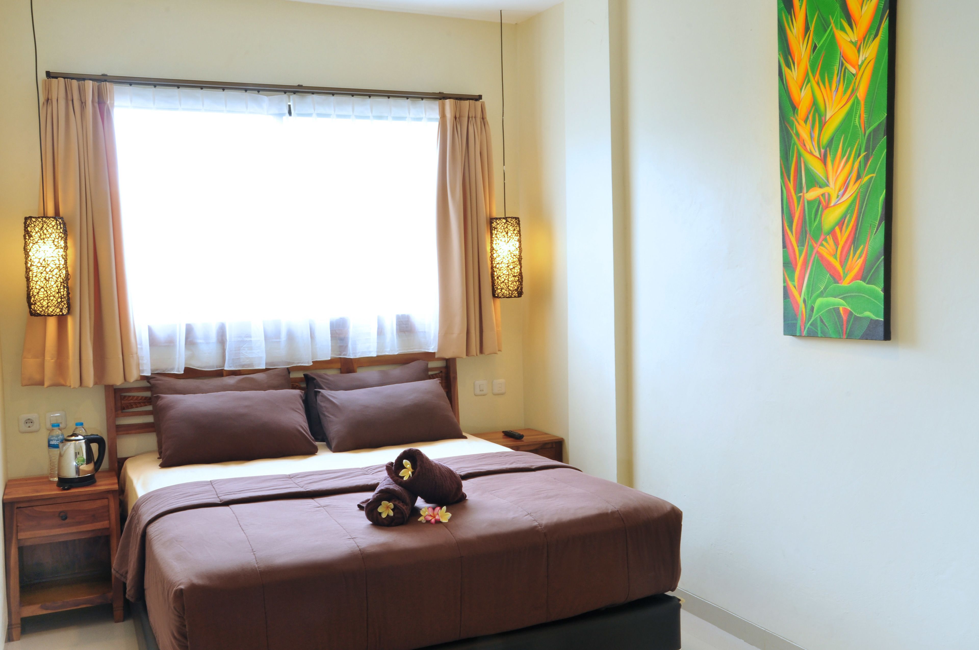 华丽双人房, 1 张大床 | 迷你吧、客房内保险箱、办公桌、隔音