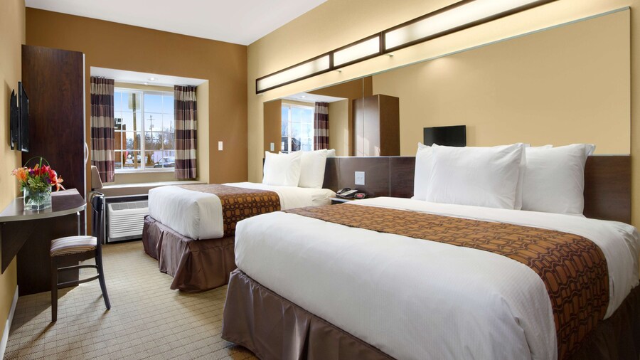 Microtel Inn & Suites by Wyndham Shelbyville