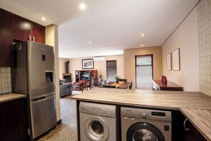 Luxury House, 3 Bedrooms, 2 Bathrooms, Garden Area | Private kitchen - Arebbusch Travel Lodge (Windhoek)