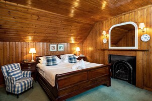 高級雙人房 | 2 間睡房、防敏寢具、獨特設計、獨特裝修