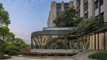 Minibar, caixa forta a l'habitació, bressols i despertador