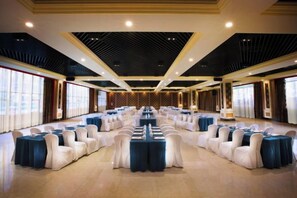 Unclassified image, 2 of 21, button - Inspirock Hotel (Jiaxing)