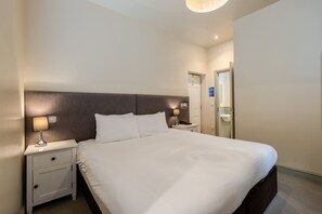 家庭房 | 特色装修、特色家居、办公桌、隔音