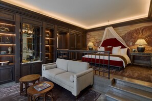 Luksusrom, 1 kingsize-seng, hageområde | Sengetøy i egyptisk bomull, sengetøy av topp kvalitet og dundyner