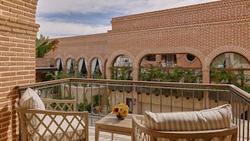 Habitación panorámica, 2 camas de matrimonio, terraza | Vistas desde la habitación