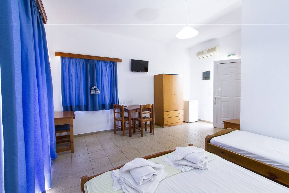 Wifi gratis y ropa de cama