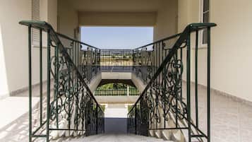One-Bedroom Apartment Sea View | 2 bedrooms, free WiFi, bed sheets