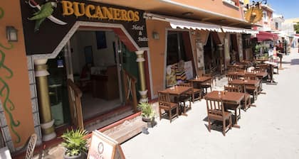 Hotel & Restaurant Bucaneros, Isla Mujeres