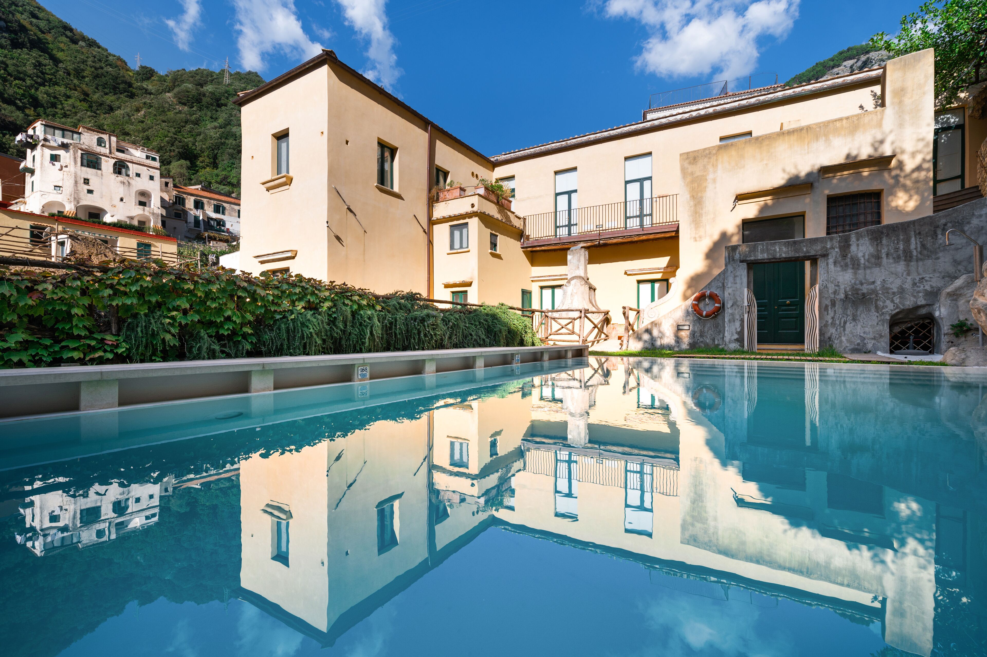 Seasonal outdoor pool, pool loungers