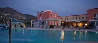 Theofilos Superior Resort Hotel & Spa