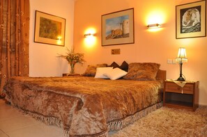 1 bedroom, pillow-top beds, in-room safe, iron/ironing board - Sun and Sea Apartments (Hersonissos)