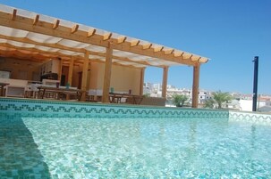 Outdoor pool, sun loungers