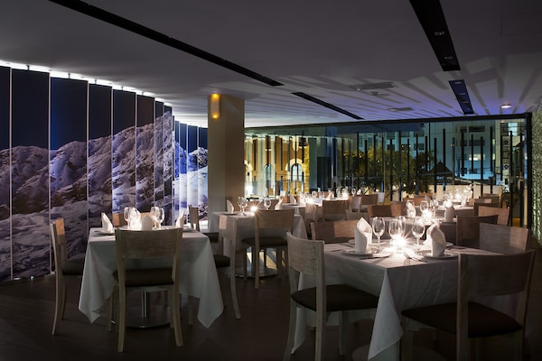 Se sirven desayunos, almuerzos y cenas; cocina local