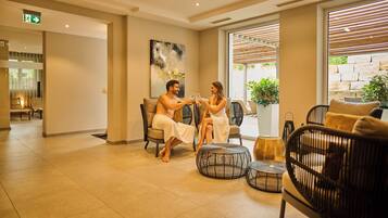 Sauna, kropsbehandlinger, aromaterapi, body wrap-behandlinger