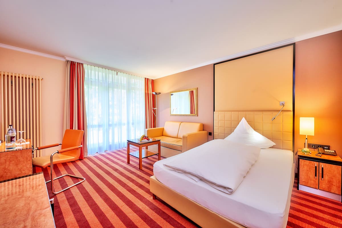 Basic Single Room | Premium bedding, pillow-top beds, minibar, in-room safe