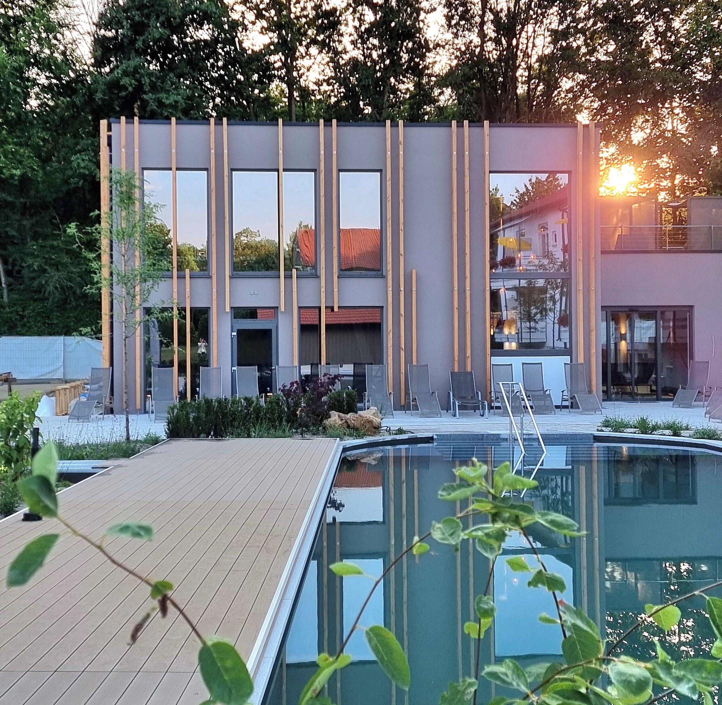 2 indoor pools, seasonal outdoor pool, pool umbrellas, pool loungers