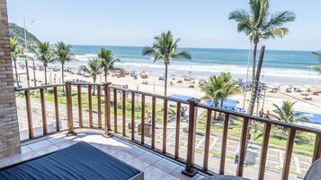 Superior Room, Beach View | 1 bedroom, minibar, in-room safe, free WiFi