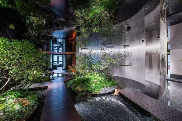 Food and drink - Vanburgh Hotel (Guangzhou)