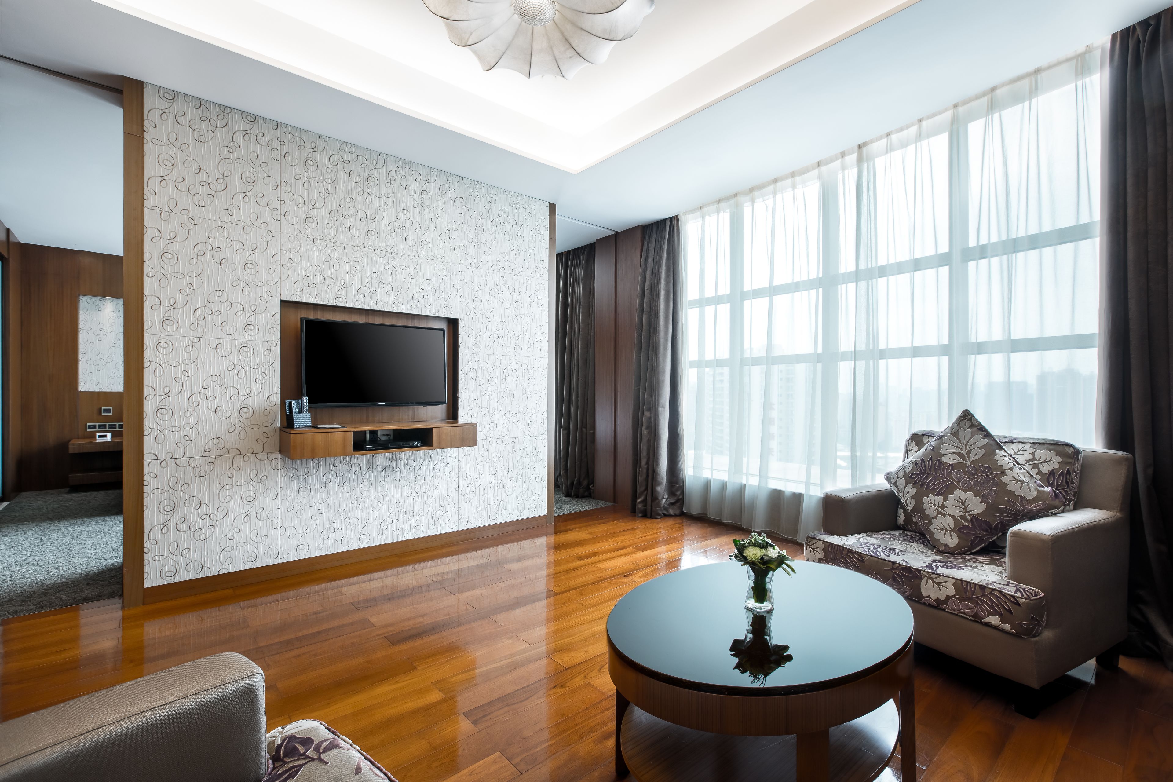 37-inch lcd tv with digital channels, tv, ipod dock