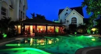 Sufubi Gallery Hotel