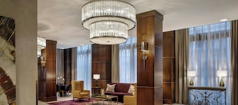 Ambassador Hotel Wichita, Autograph Collection