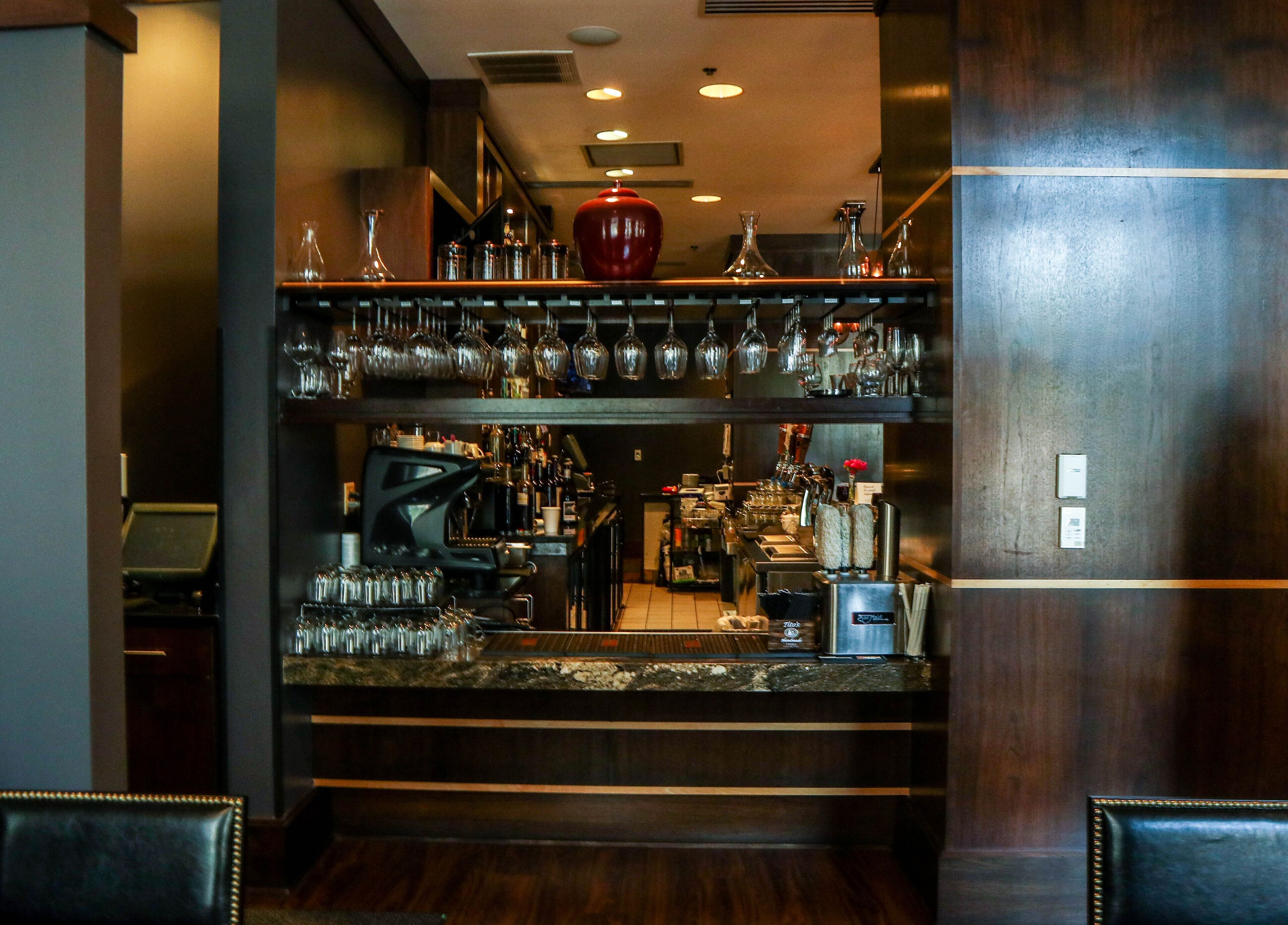 breakfast, lunch and dinner served