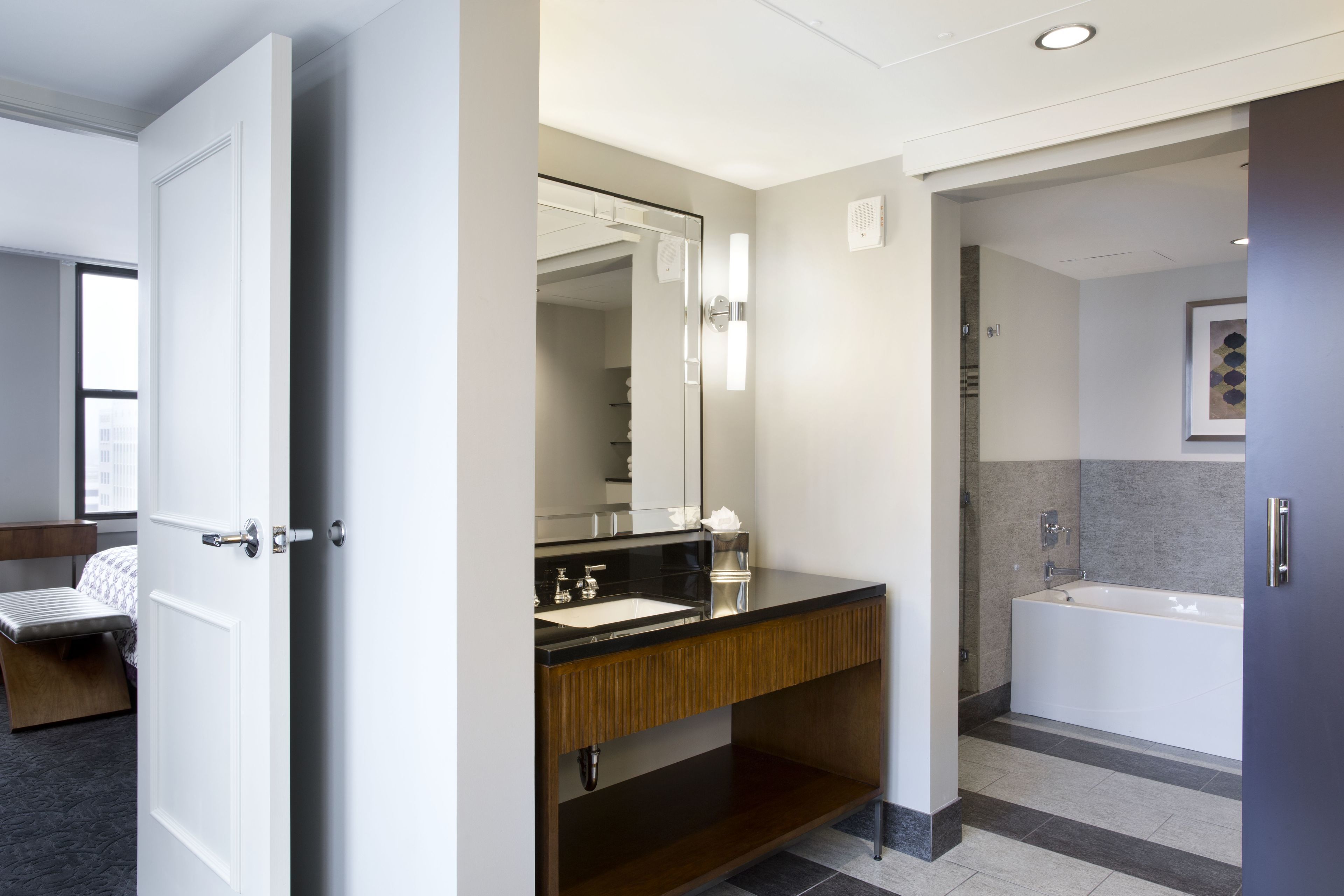 Suite, 1 Schlafzimmer | Badezimmer