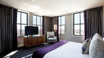 In-room safe, desk, laptop workspace, iron/ironing board