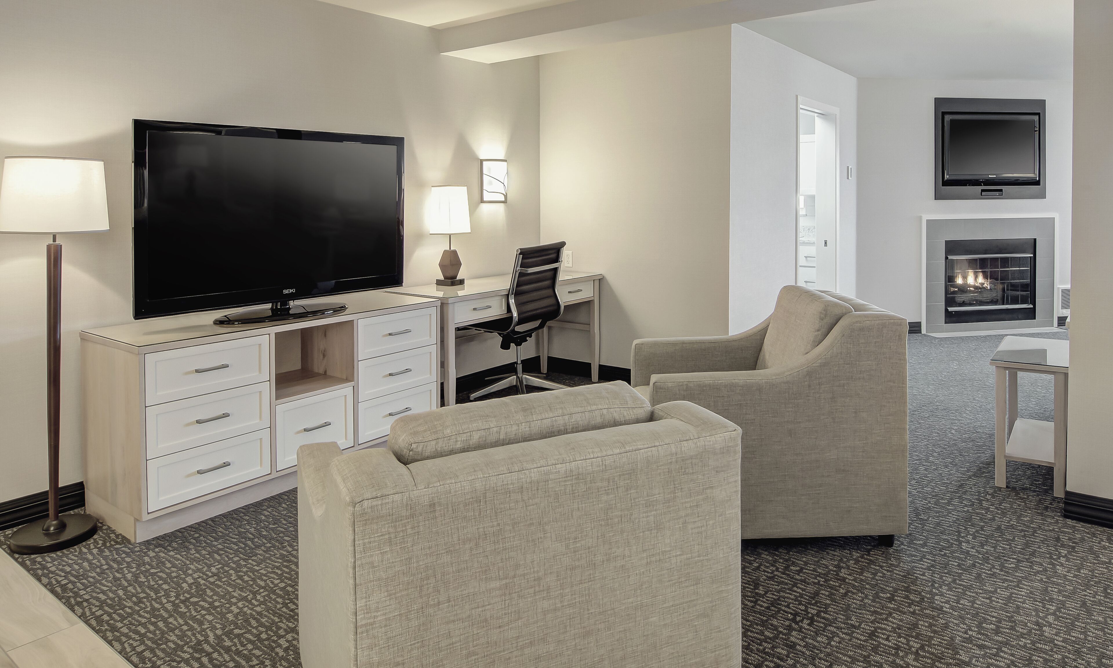 admk admirals king spa kitchen suite (no pets allowed) | living area | flat-screen tv, dvd player