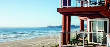 Limited Edition King Spa Top Floor Balcony (No Pets Allowed) | View from property