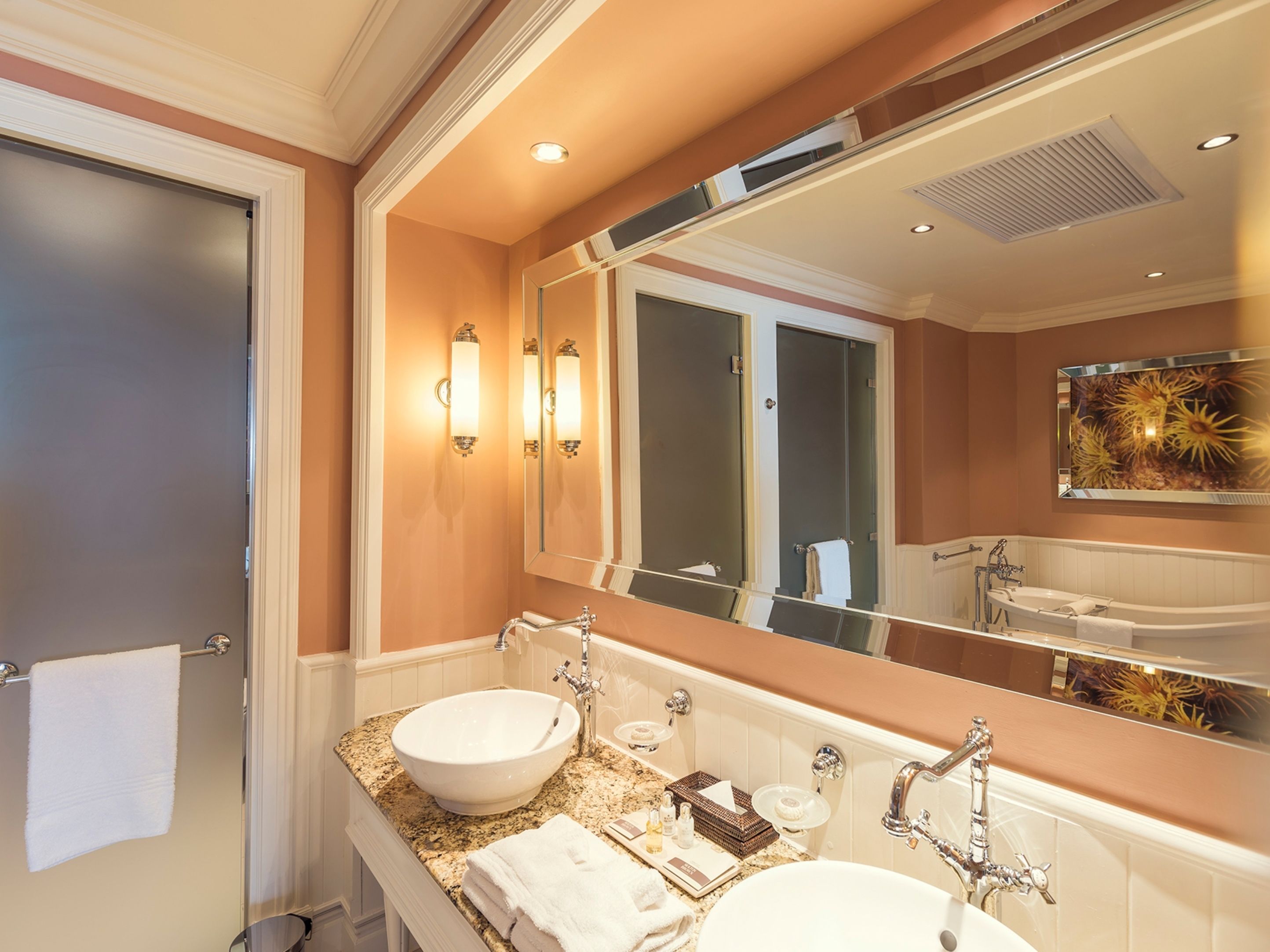 superior luxury room | bathroom | separate bathtub and shower, free toiletries, hair dryer, towels