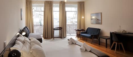 Camera Deluxe, vista città | Biancheria da letto ipoallergenica, con stile personalizzato