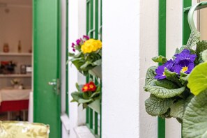 Café da manhã com buffet grátis todos os dias
