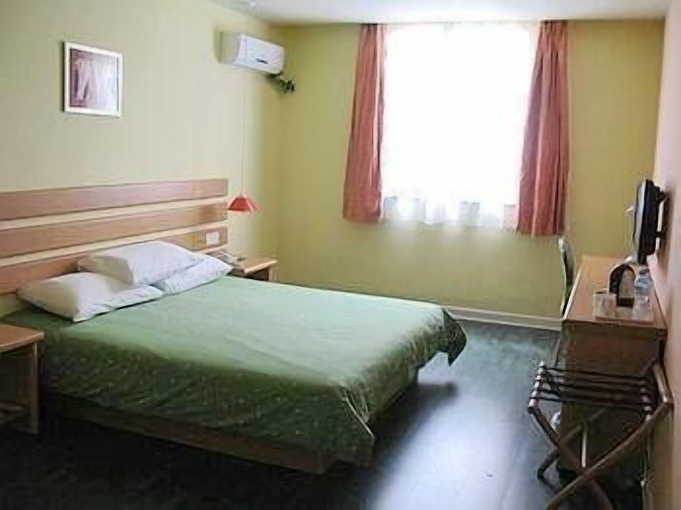 Bàn, truy cập Internet tốc độ cao (có dây) miễn phí 