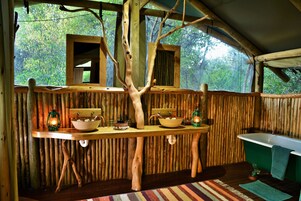 Forest Camp | Lavabo del cuarto de baño