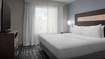 In-room safe, desk, free WiFi, bed sheets